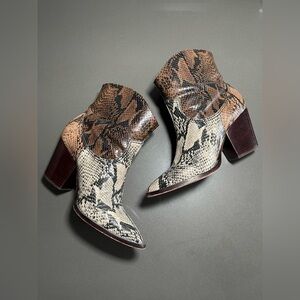 SCHUTZ Brown and Black Snakeskin Ankle Boots with Western Flair - Size 7